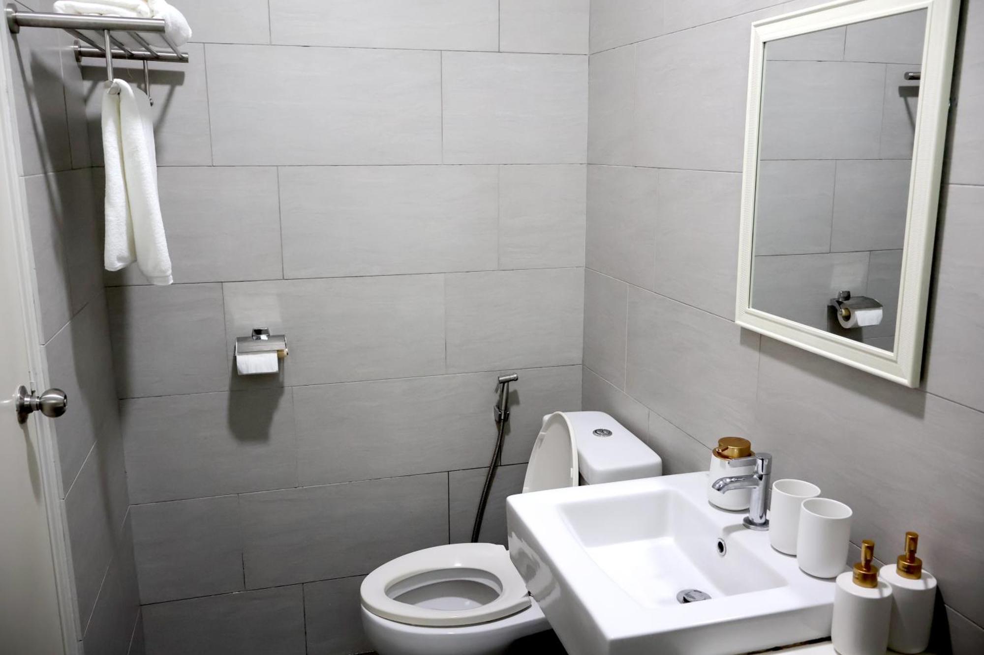Zen Retreat - Emporium Delofts - 2 Bedroom 5 Pax Apartment
